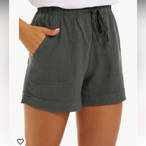 Women’s linen short